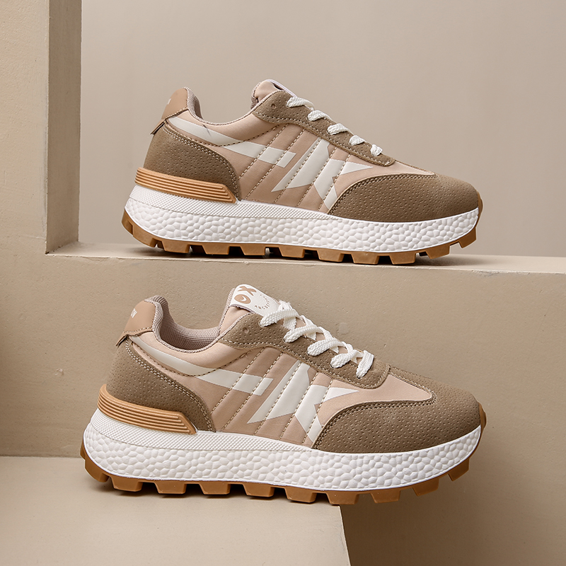 รองเท้าผ้าใบผู้หญิง น้ำหนักเบา - New Balance Shoes 550 บทวิจารณ์และราคา