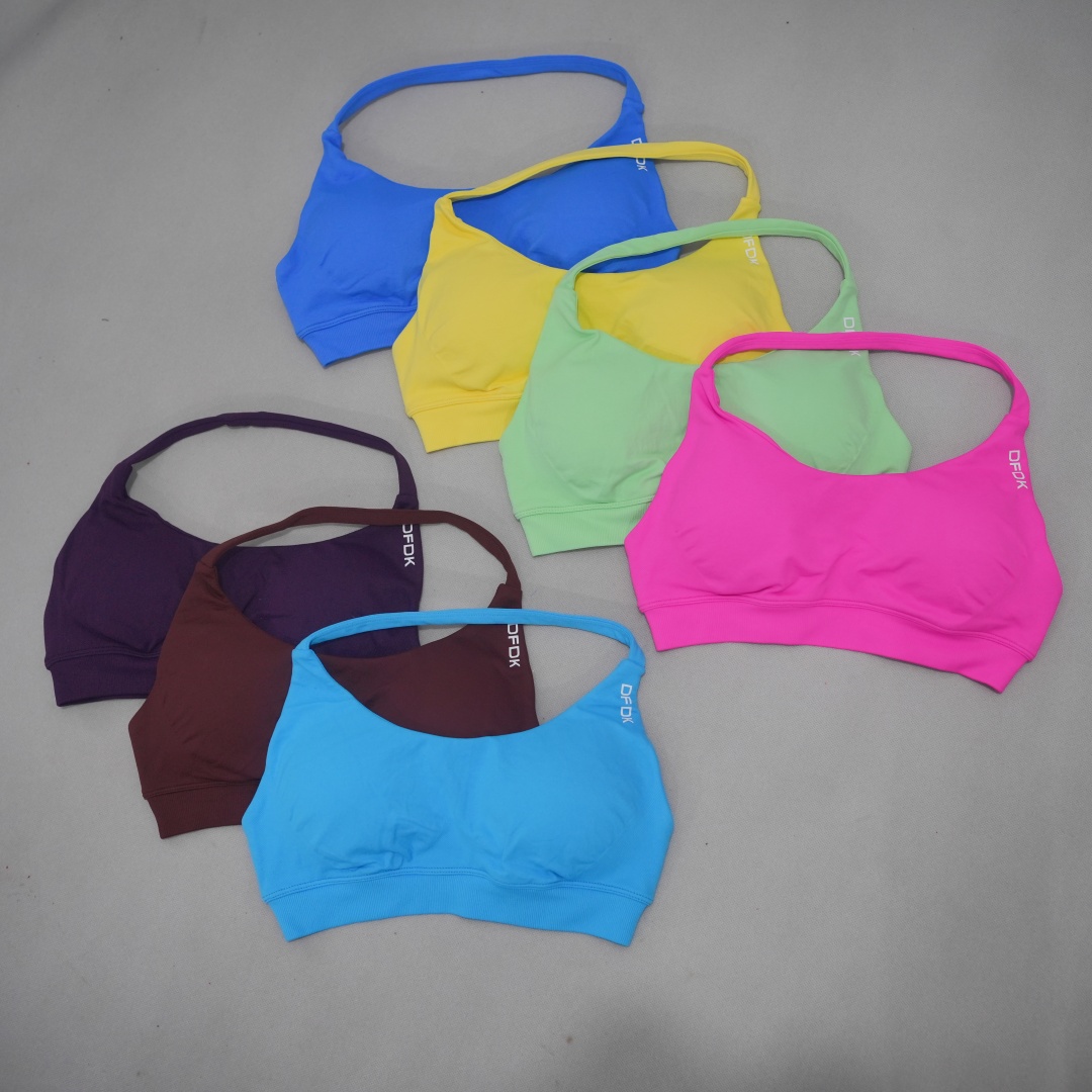 เสื้อชั้นในกีฬาไร้ตะเข็บสำหรับ - Sports Bra Racerback บทวิจารณ์และราคา